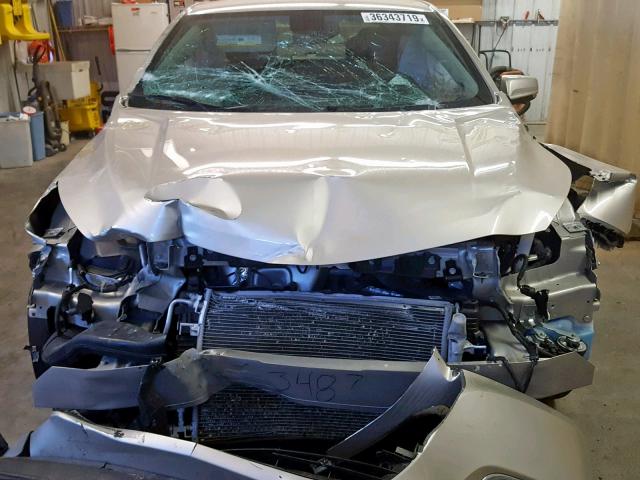 1G11E5SA3GF103051 - 2016 CHEVROLET MALIBU LIM 金色 照片 9