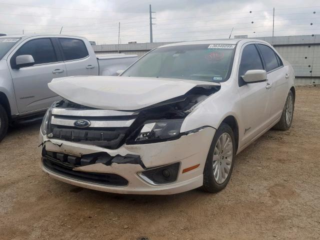 3FADP0L3XCR269359 - 2012 FORD FUSION HYB WHITE photo 2