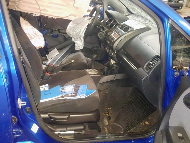 JHMGD38437S016069 - 2007 HONDA FIT BLUE photo 5