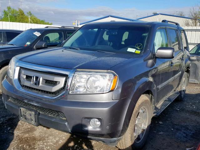 5FNYF4H94BB096084 - 2011 HONDA PILOT TOUR GRAY photo 2