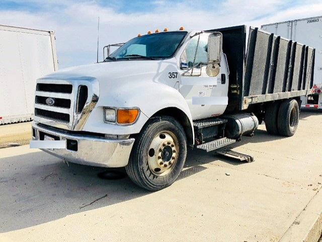 3FRWF65N95V108683 - 2005 FORD F650 SUPER WHITE photo 1