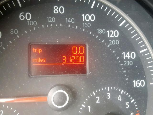 3VWPG3AGXAM023904 - 2010 VOLKSWAGEN NEW BEETLE შავი ფოტო 8