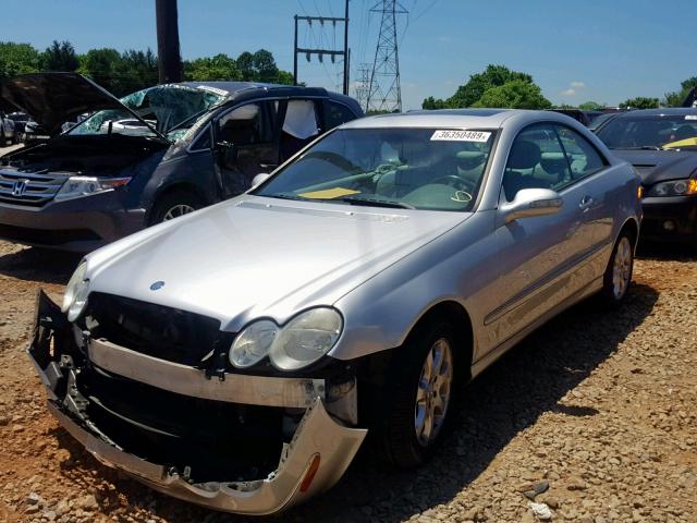 WDBTJ65J84F101867 - 2004 MERCEDES-BENZ CLK 320C SILVER photo 2