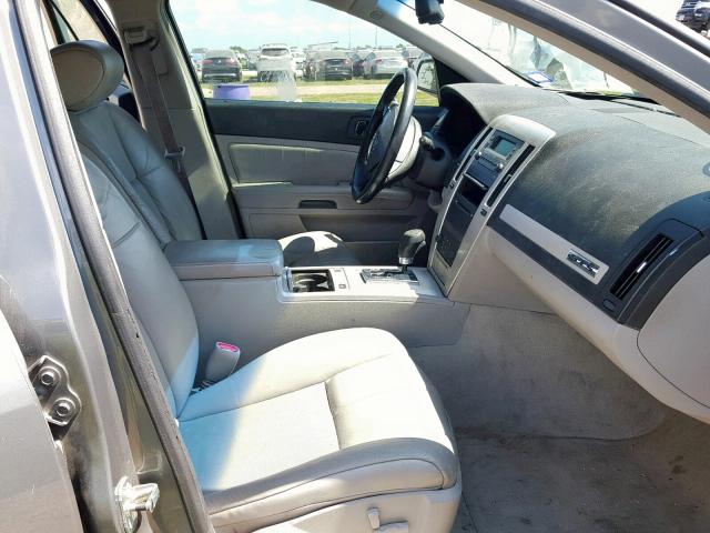 1G6DW677250221356 - 2005 CADILLAC STS GRAY photo 5