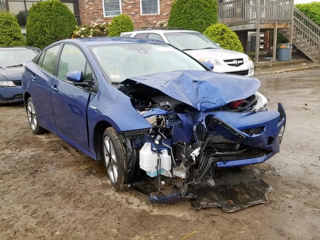 JTDKARFU2J3066599 - 2018 TOYOTA PRIUS BLUE photo 1