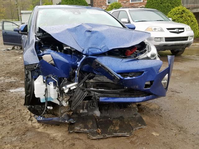 JTDKARFU2J3066599 - 2018 TOYOTA PRIUS BLUE photo 9