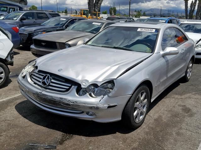 WDBTJ65J14F101192 - 2004 MERCEDES-BENZ CLK 320C SILVER photo 2