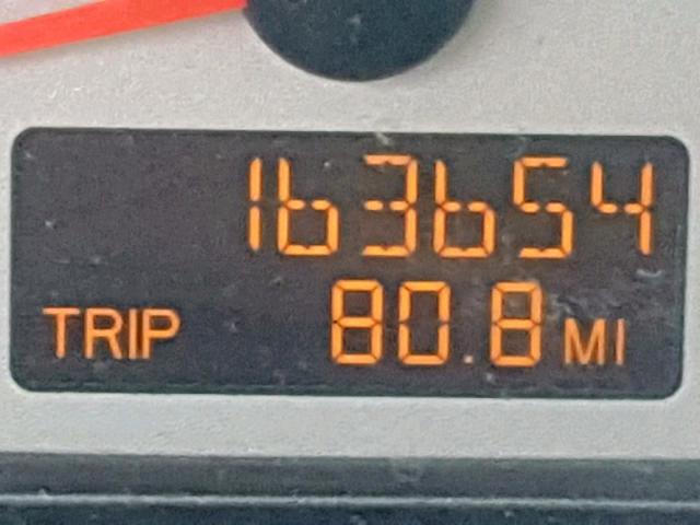 1G8AK52F33Z107938 - 2003 SATURN ION LEVEL BLACK photo 8