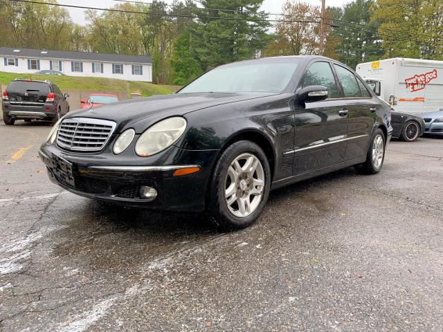 WDBUF65J05A715896 - 2005 MERCEDES-BENZ E 320 BLACK photo 2