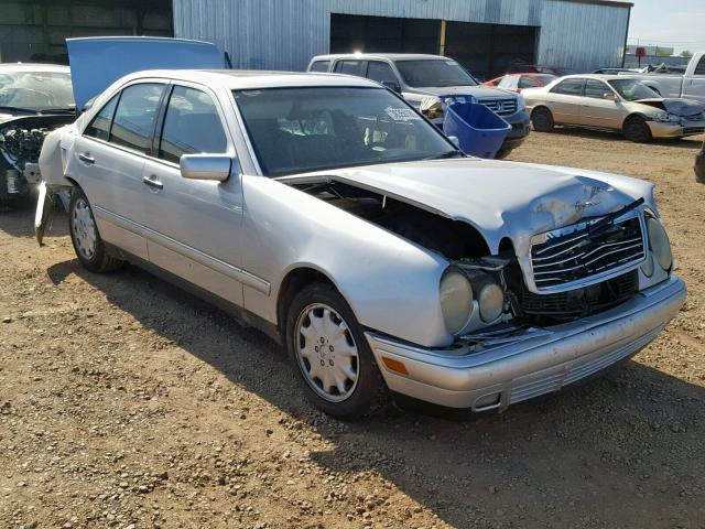 WDBJF65F0WA457847 - 1998 MERCEDES-BENZ E 320 SILVER photo 1