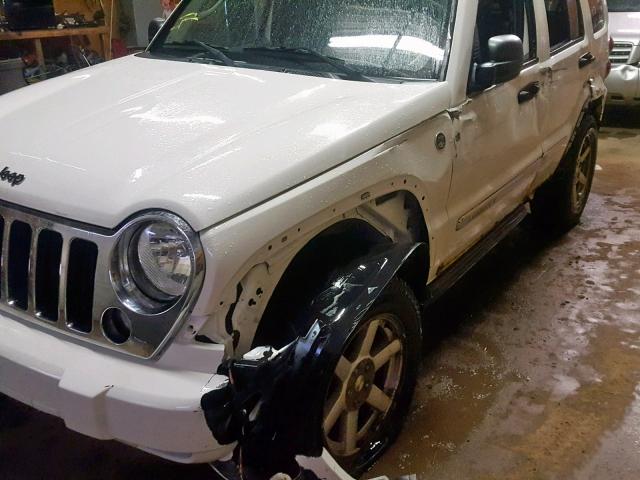 1J4GL58K16W220174 - 2006 JEEP LIBERTY LI WHITE photo 9