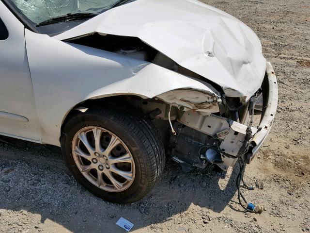 1G1JF52F537152751 - 2003 CHEVROLET CAVALIER L WHITE photo 10