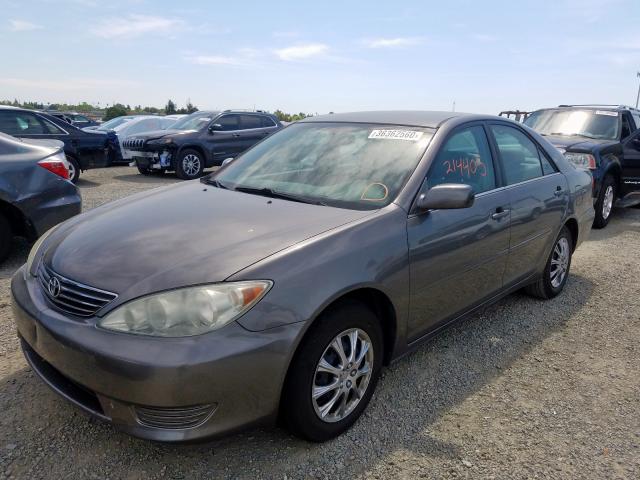 4T1BE30K65U945995 - 2005 TOYOTA CAMRY LE  photo 2