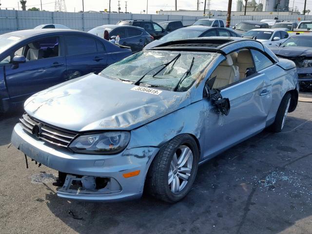 WVWFW8AH5EV002753 - 2014 VOLKSWAGEN EOS LUX 蓝色 照片 2