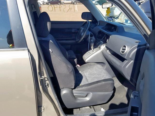 JTLZE4FE4B1132375 - 2011 TOYOTA SCION XB 米色 照片 5