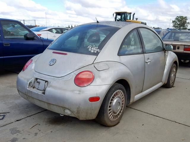 3VWBK21C11M477085 - 2001 VOLKSWAGEN NEW BEETLE 银色 照片 4