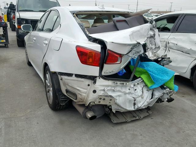 JTHBF5C28A5115286 - 2010 LEXUS IS 250 WHITE photo 3