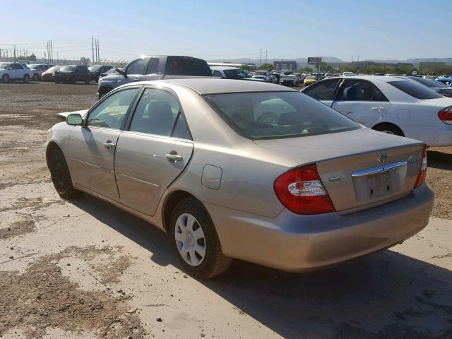 JTDBE32K640272455 - 2004 TOYOTA CAMRY LE BEIGE photo 3