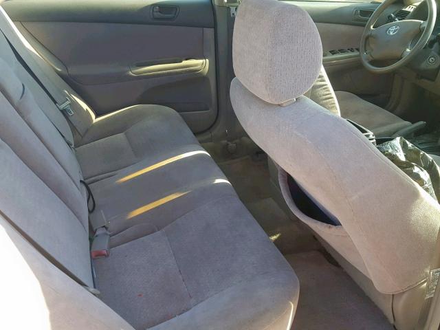 JTDBE32K640272455 - 2004 TOYOTA CAMRY LE BEIGE photo 6