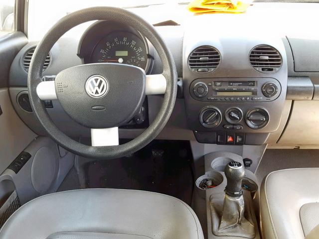 3VWCK21C51M453943 - 2001 VOLKSWAGEN NEW BEETLE შავი ფოტო 9