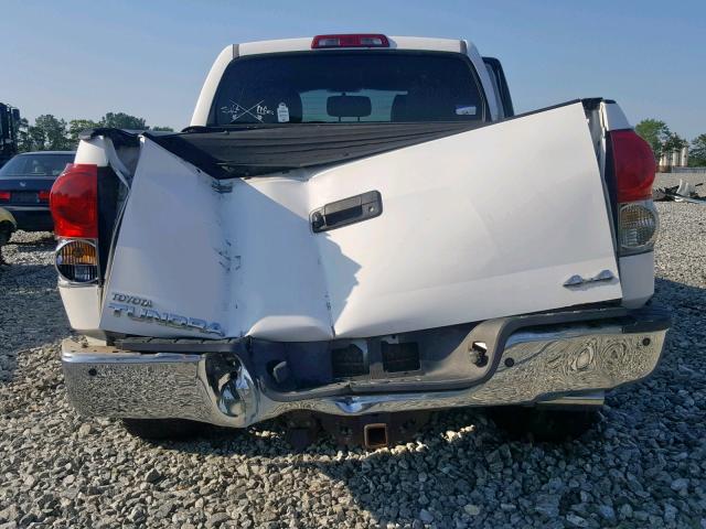 5TBDV541X7S476307 - 2007 TOYOTA TUNDRA CRE WHITE photo 9