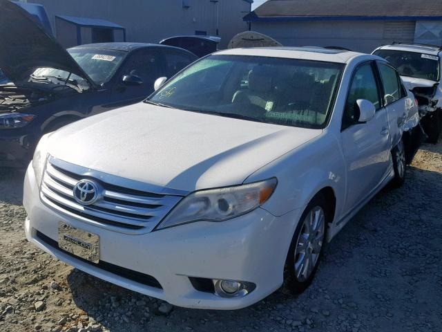 4T1BK3DB1BU439165 - 2011 TOYOTA AVALON BAS WHITE photo 2