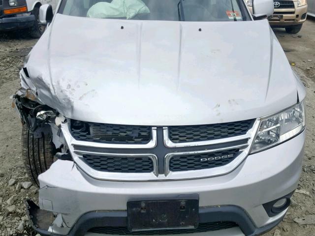 3D4PG1FG1BT540857 - 2011 DODGE JOURNEY MA SILVER photo 7