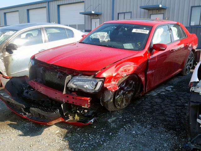 2C3CCAGGXGH329215 - 2016 CHRYSLER 300 S RED photo 2