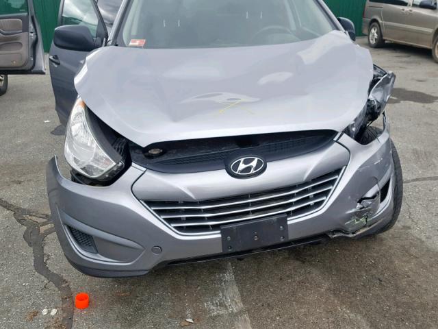 KM8JT3AB3DU704393 - 2013 HYUNDAI TUCSON GL GRAY photo 7