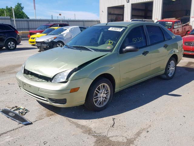 1FAHP34N67W271356 - 2007 FORD FOCUS ZX4 GREEN photo 2