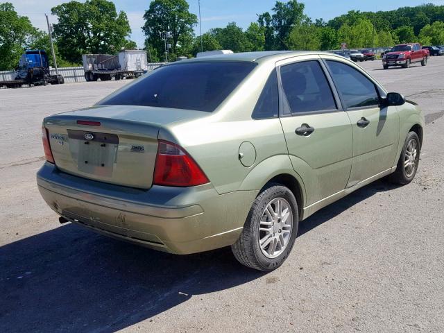 1FAHP34N67W271356 - 2007 FORD FOCUS ZX4 GREEN photo 4