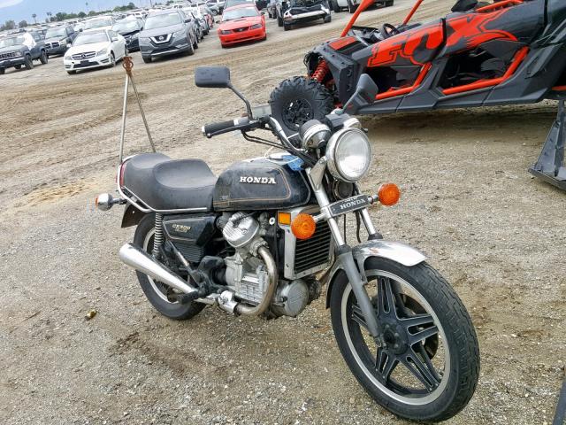 JH2PC0114BM202324 - 1981 HONDA CX500 D BLACK photo 1