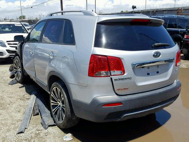 5XYKU4A21BG045160 - 2011 KIA SORENTO EX SILVER photo 3