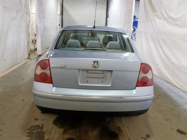 WVWMD63B93E076992 - 2003 VOLKSWAGEN PASSAT GL BLUE photo 9