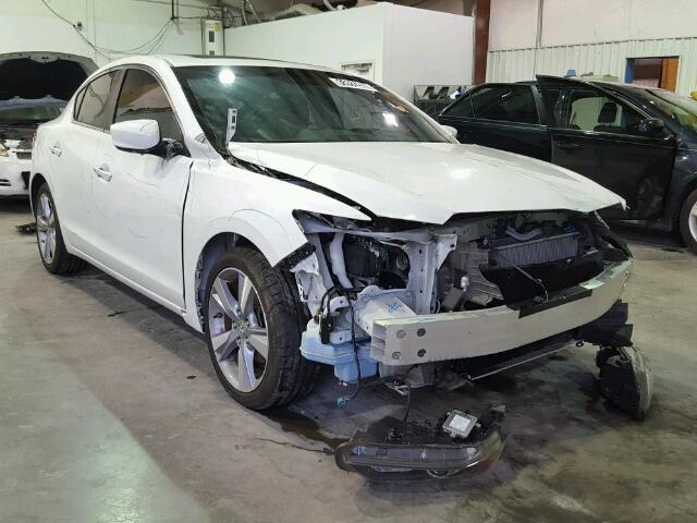 19VDE1F77DE003562 - 2013 ACURA ILX 20 TEC WHITE photo 1