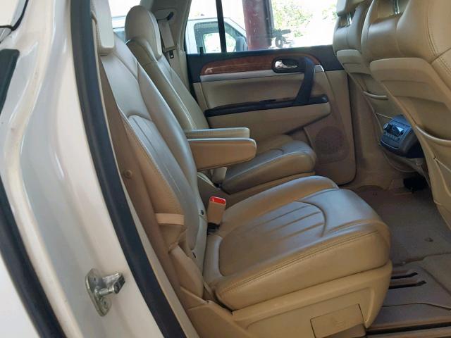 5GAER23788J104730 - 2008 BUICK ENCLAVE CX WHITE photo 6