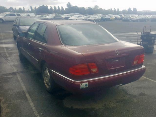 WDBJF65HXXA780600 - 1999 MERCEDES-BENZ E 320 RED photo 3