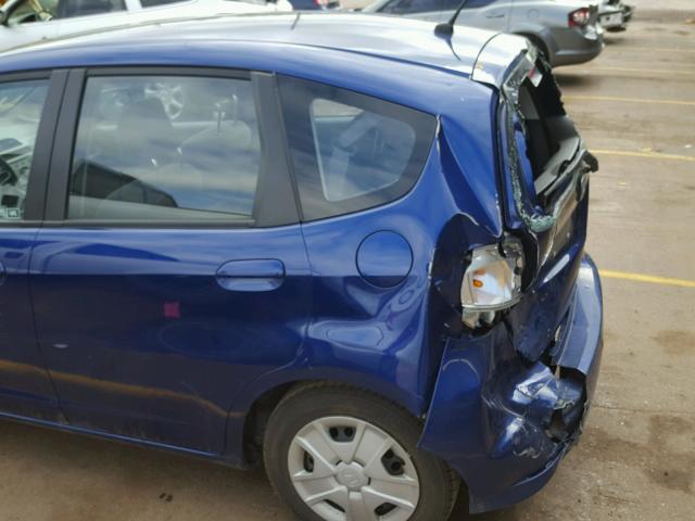 JHMGE8H31DC027160 - 2013 HONDA FIT BLUE photo 9