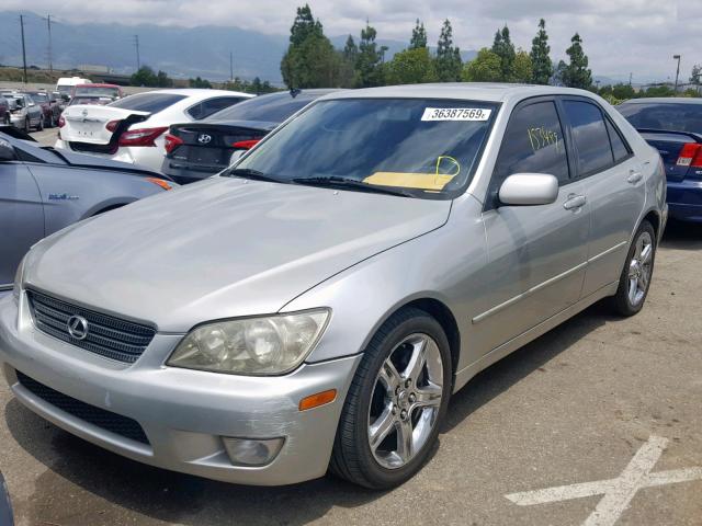 JTHBD182710028676 - 2001 LEXUS IS 300 SILVER photo 2