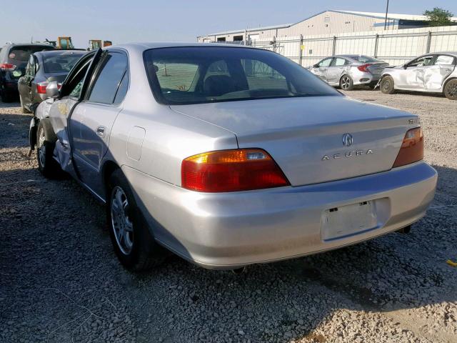 19UUA56691A001314 - 2001 ACURA 3.2TL SILVER photo 3