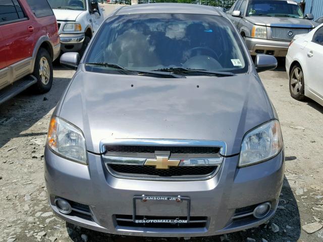 KL1TG5DE6BB175024 - 2011 CHEVROLET AVEO LT GRAY photo 9