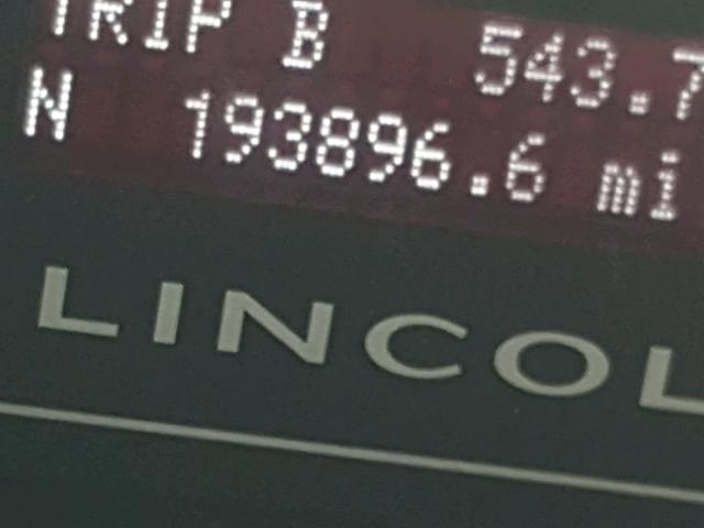 5LMFU28527LJ18823 - 2007 LINCOLN NAVIGATOR 银色 照片 8