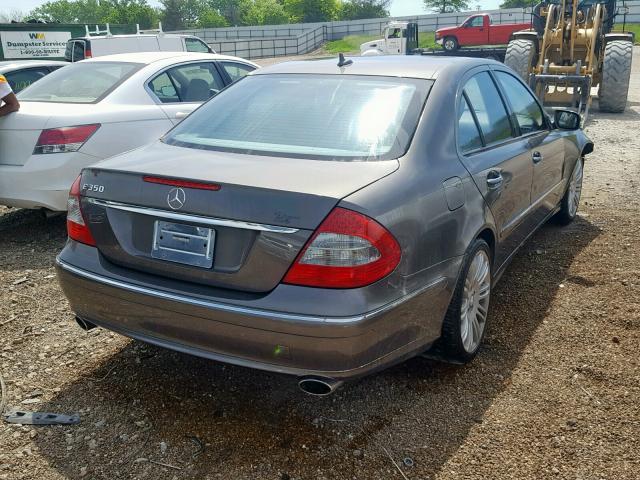 WDBUF56X58B341782 - 2008 MERCEDES-BENZ E 350 GRAY photo 4