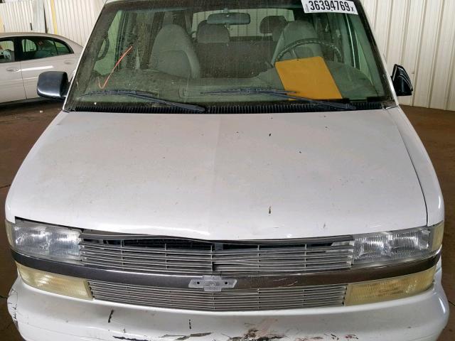 1GNDM19W4YB174275 - 2000 CHEVROLET ASTRO WHITE photo 7