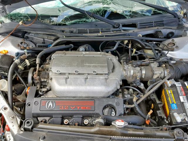 19UYA42661A020615 - 2001 ACURA 3.2CL TYPE SILVER photo 7