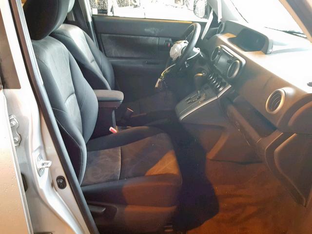 JTLZE4FE3FJ069307 - 2015 TOYOTA SCION XB 银色 照片 5