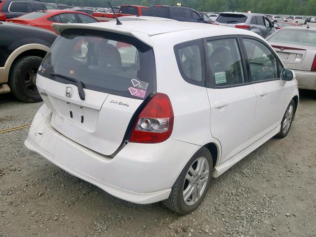 JHMGD38647S020374 - 2007 HONDA FIT S WHITE photo 4