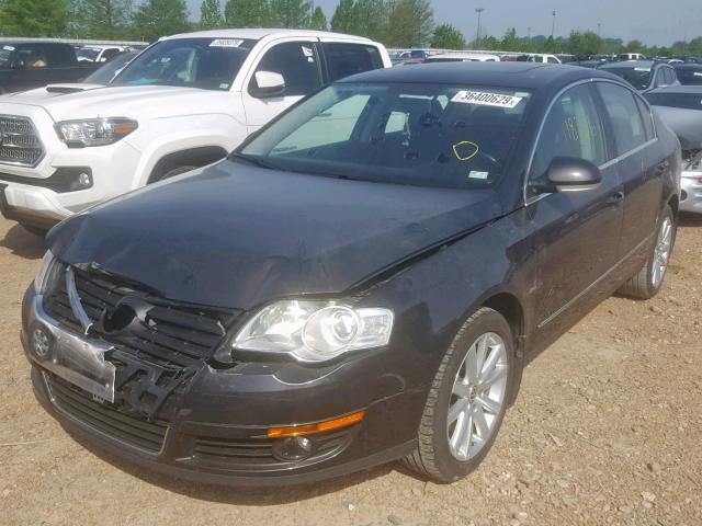 WVWJM7AN3AP033742 - 2010 VOLKSWAGEN PASSAT KOM BROWN photo 2