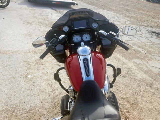 1HD1KHC19KB607456 - 2019 HARLEY-DAVIDSON FLTRX 栗色 照片 5