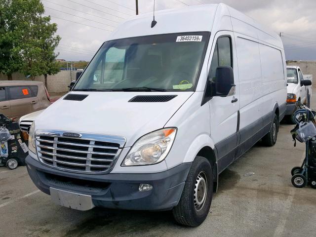 WDYPE8CC7D5746365 - 2013 FREIGHTLINER SPRINTER 2 WHITE photo 2